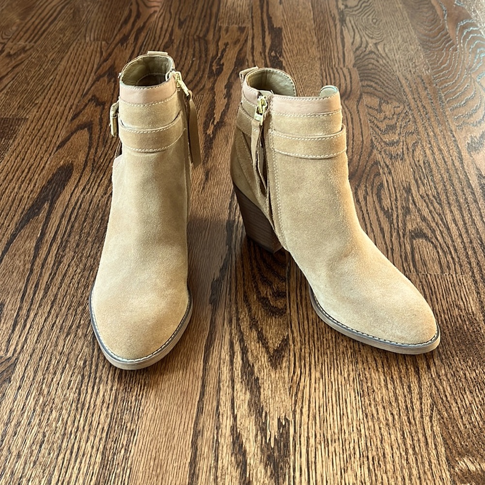 Sam Edelman tan suede booties